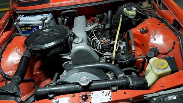 Mercedes-Benz w123 300d OM617 Motor Sesi смотреть онлайн