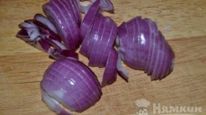 Салат с тунцом и красной фасолью