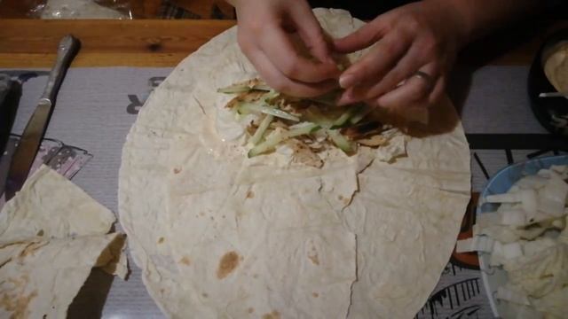 Огромная шаурма смотреть онлайн