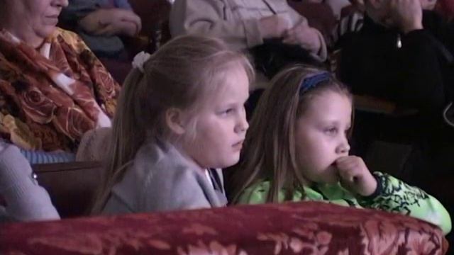 "ВО ВСЁМ ВИНОВАТА МУХА!" ГДК г. Алапаевск. Сюжет АТР от 16 02 15 г. смотреть онлайн