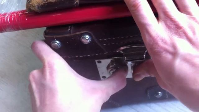 Чемодан: второй замок