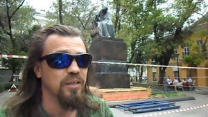 Памятники Гоголю в Москве