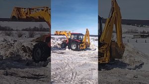 Мтз 92П толкает мокрый снег