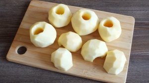 Яблоки в творожном тесте