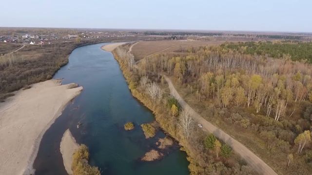 DJI Phantom 4_Осенний полёт над рекой Яя смотреть онлайн