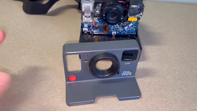 How to fix a Polaroid OneStep 2 Lens Ring Problem смотреть онлайн