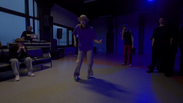 Moscow Locking League | 2nd Season | 1st tour | Lee VS Katy California смотреть онлайн