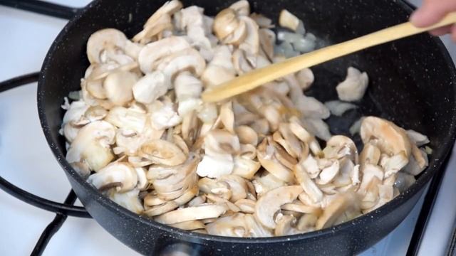 Изумительный и нежнейший Жульен с Курицей и Грибами на сковороде - Просто божественный вкус