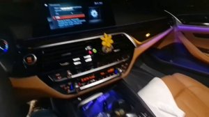 БМВ G30 520d обновление карт навигации.