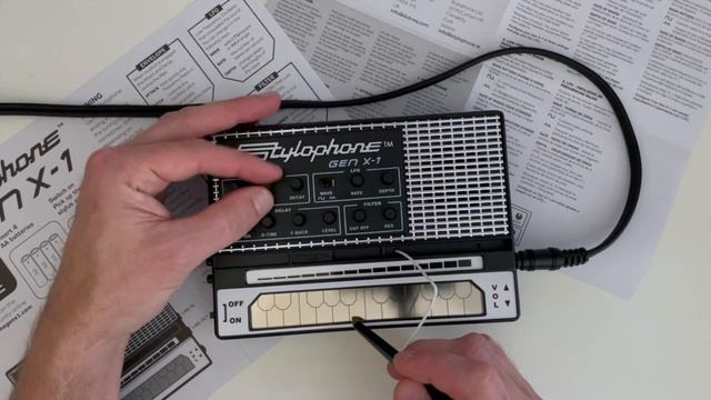 Stylophone Gen X-1 Analog Synth: Unboxing & Demo смотреть онлайн