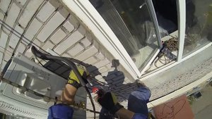 Монтаж наружного блока кондиционера с использованием методов промышленного альпинизма Архангельск