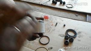 Заклинило направляющие в суппорте. Ремонт