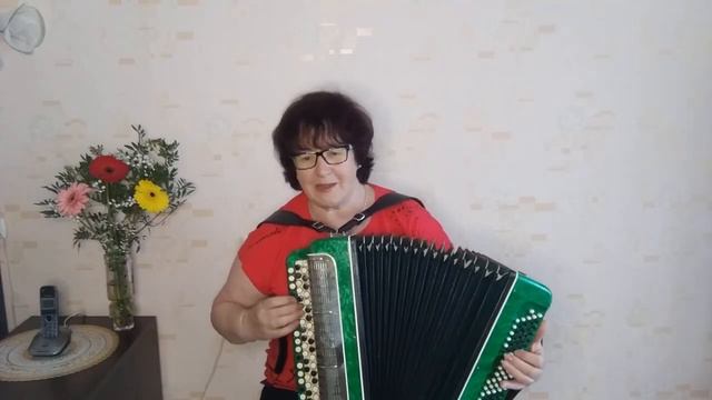 ОДНА ИЗ САМЫХ КРАСИВЫХ ПЕСЕН "ВЫ СКАЖИТЕ ТОЛЬКО СЛОВО ..." ИРЕНА (баян) смотреть онлайн