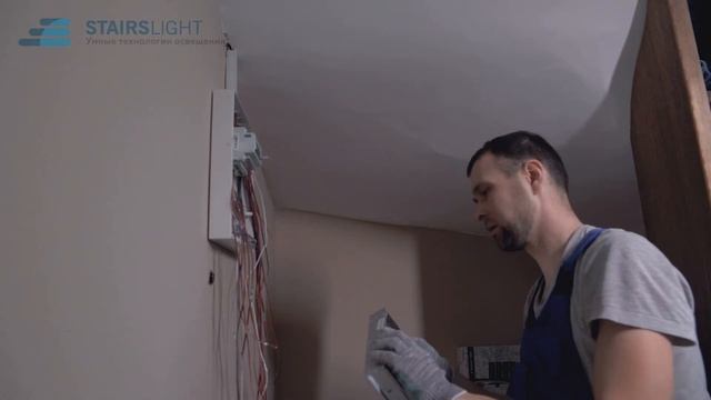 StairsLight видеоинструкция установки на лестницу смотреть онлайн
