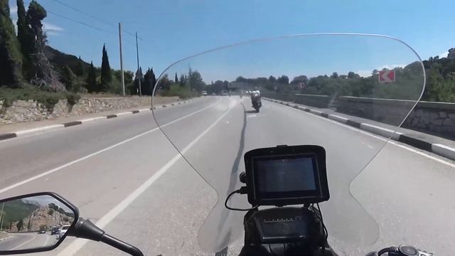 Крым 2018. По ЮБК прохват на мотоциклах смотреть онлайн