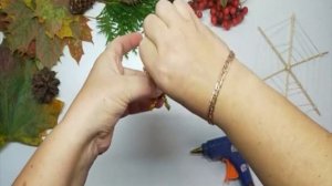ОСЕННИЕ ПОДЕЛКИ ИЗ ПРИРОДНОГО МАТЕРИАЛА. ПРОСТЫЕ ПОДЕЛКИ СВОИМИ РУКАМИ. ПОДЕЛКИ В ДЕТСКИЙ САД.