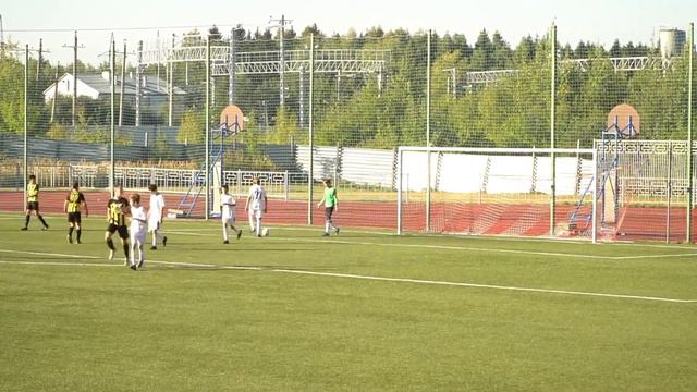 Полный матч ФК Апрелевка 2009 - ФК Салют 2009 смотреть онлайн