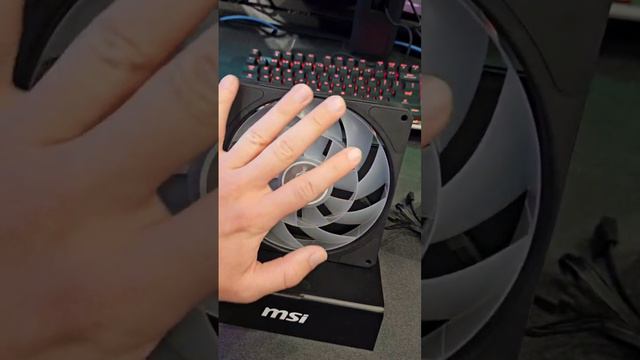 Новый стандарт вертушек от MSI