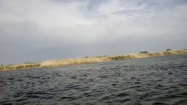 В июне на Топарских озерах, катаем детей. смотреть онлайн