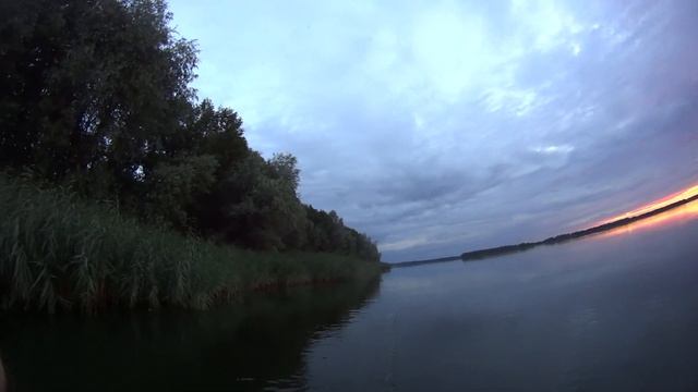 Рыбалка на сети,ставим крупные ячейки. смотреть онлайн