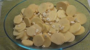 Картофель, запеченный в духовке