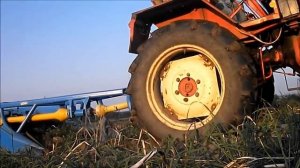 Z -609 Польская двухрядная картофелекопалка.
