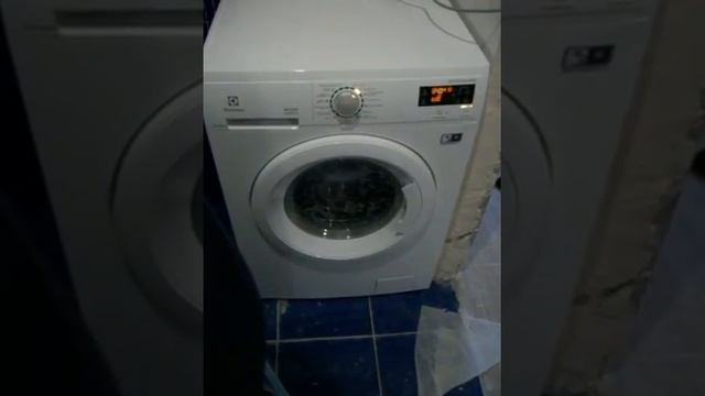 Стиральная машина ELECTROLUX EWW 51676 SWD ВсеСтиральные