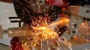 Резка проф.трубы 100х100. Поворотный Абразивно отрезной станок серии ОСп