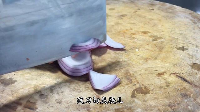 廚師長教你大盤雞的家常做法，步驟詳細，鮮嫩不柴下酒又下飯【留意美食】#大盤雞 #大盤雞做法
