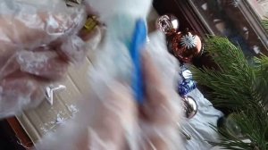 DIY новогодние игрушки.  Переделка пластиковых новогодних игрушек. Новогодний декор дома.
