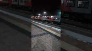 уважаемы пассажиры фирменый поезд номер 72 сообщение белгород москва отправляется с 1 пути