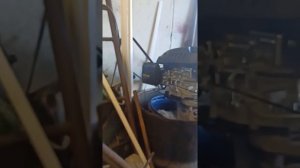 Champion g225VK/2 . Новый конструктив сапуна или брак ???Выплёвывает  масло в воздушный фильтр !!!!