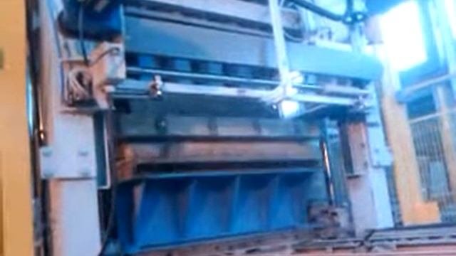Вибропресс Универсал-4. Изготовление бордюра