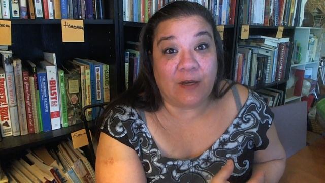 Round loom weaving, pin weaving, and my Structo loom смотреть онлайн