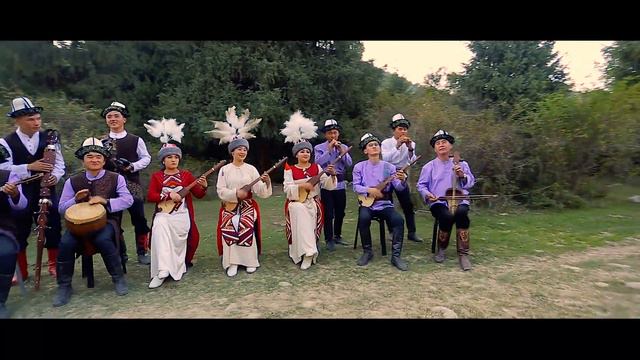 Национальная Кыргызская музыка "Боз жорго" фольклорный ансамбль "Салтанат"  Иссык-Куль 2018 год