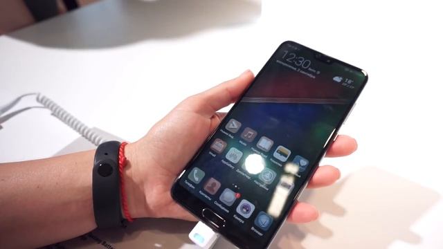 HUAWEI P20 Pro: новые расцветки + кожаная версия! | Анонс Kirin 980 смотреть онлайн
