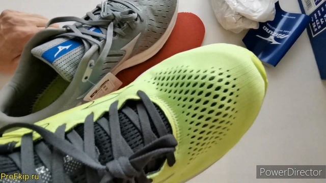 Сравнение MIZUNO Wave Rider 24 с MIZUNO Wave Rider 25. MIZUNO Wave Rider 24 vs MIZUNO Wave Rider 25 смотреть онлайн