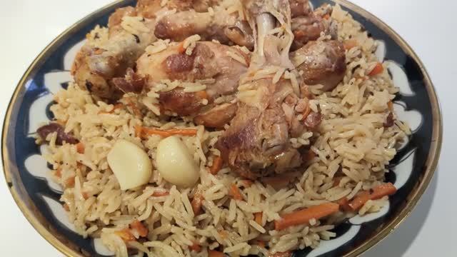 Очень вкусный плов из курицы.