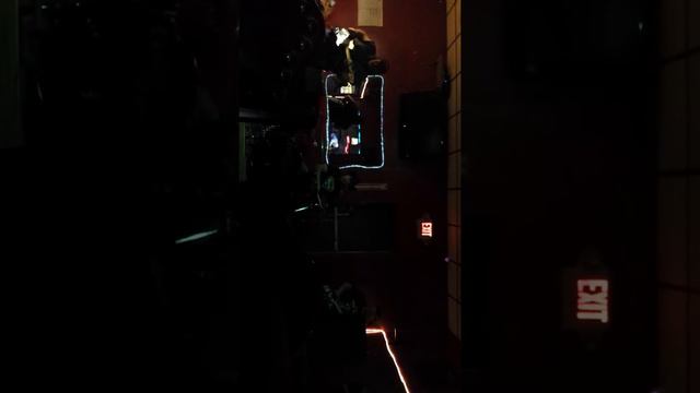 Gary Gibson band singing Tulsa Time смотреть онлайн