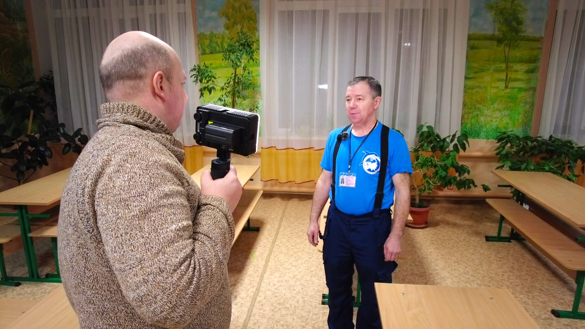 Сургутские добровольцы вернулись с Донбасса смотреть онлайн