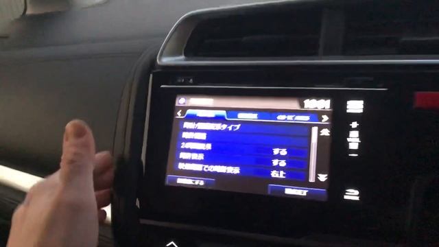 Настройка времени на штатной голове Honda Fit gp5 смотреть онлайн