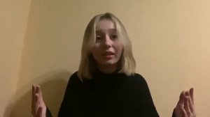 Шикина Елизавета читает стихотворение Евгения Евтушенко "Хотят ли русские войны?"