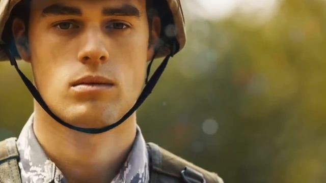 Сторож увидел как старичок в синяках приходит на могилку жены, узнав что с ним сотворили дети… смотреть онлайн