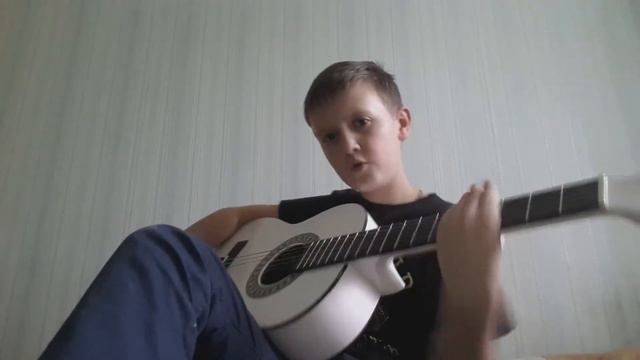 8 видео: Поиграл мелодию на гитаре смотреть онлайн