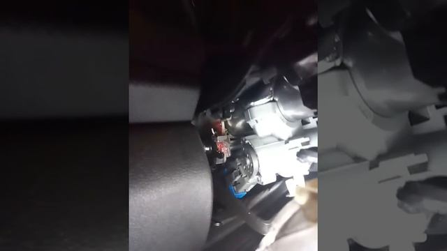 Беда Хундай Соляриса. Стук в руле. Стук в рулевой колонке. смотреть онлайн