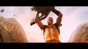 Самопожертвование Накса Безумный Макс Дорога ярости 2015 Момент из фильма
