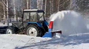 Работа шнеко-роторным снегометом СШР-2.0 на МТЗ-82.1 без ГХУ