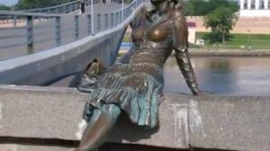 Необычные памятники России