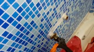 Выкручиваем Эксцентрик от смесителя