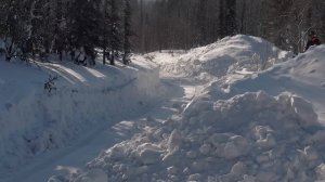 Кто и зачем сделал автодорогу в горах Приискового?